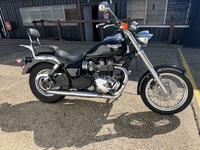 2006 Triumph AMERICA Black