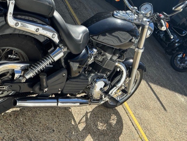 2006 Triumph AMERICA Black