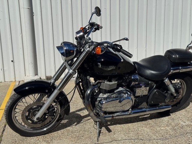 2006 Triumph AMERICA Black