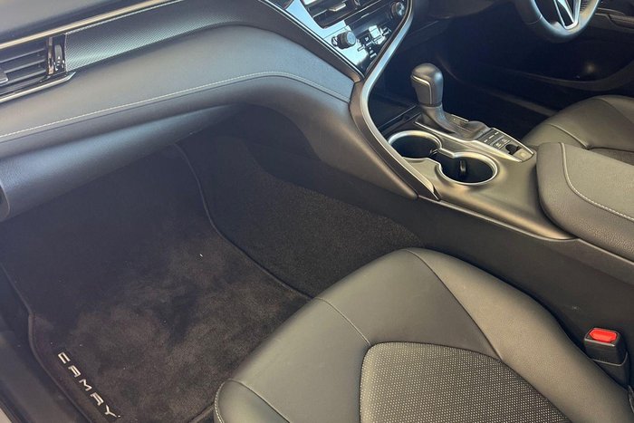 2022 Toyota Camry SX