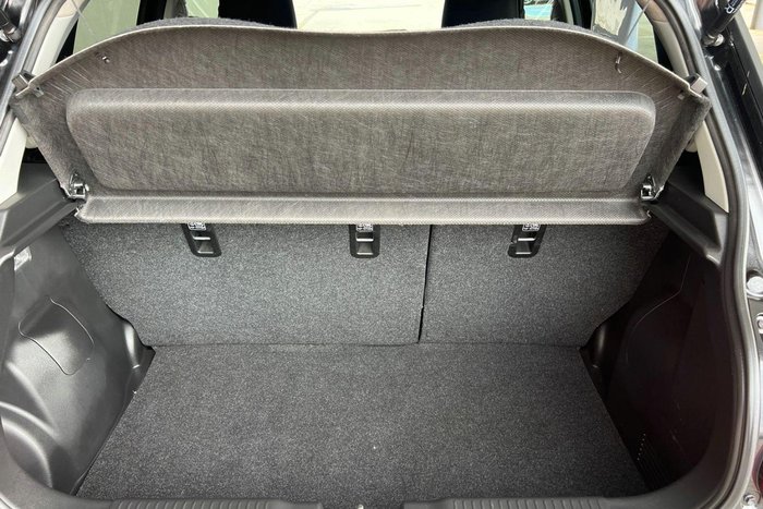 2020 Suzuki Swift GL Navigator