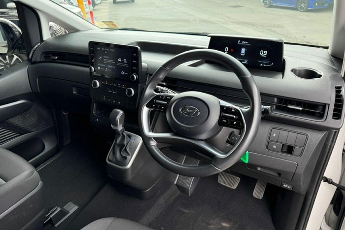 2023 Hyundai STARIA LOAD