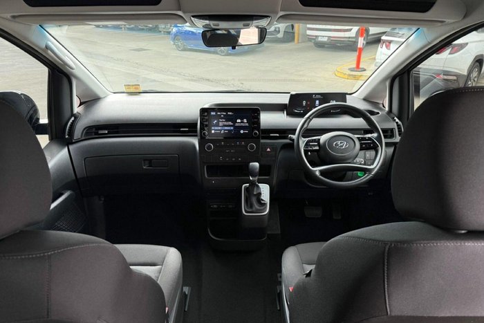 2023 Hyundai STARIA LOAD