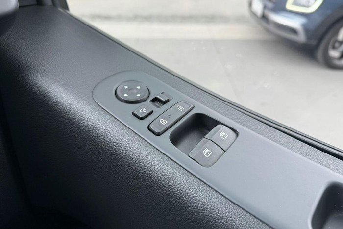 2023 Hyundai STARIA LOAD