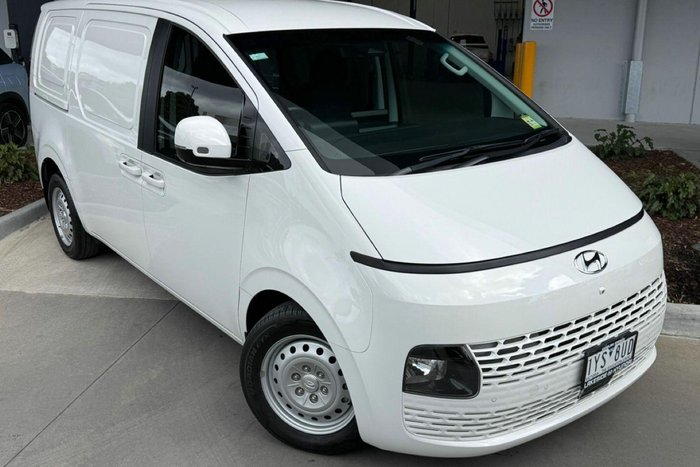 2023 Hyundai STARIA LOAD