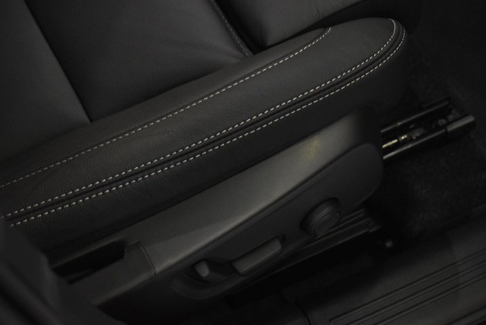 2025 Volvo XC40 Plus B4 MY26 Denim Blue