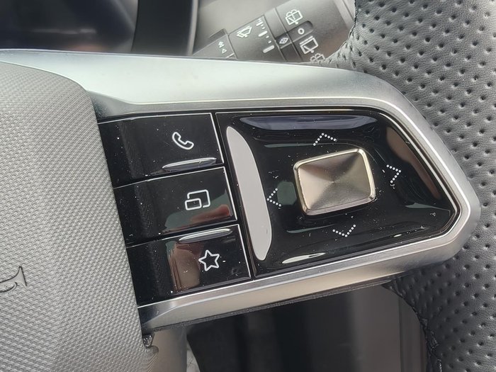 2025 MG ZS Essence Hybrid+ ZS32 MY25.5 Diamond Red