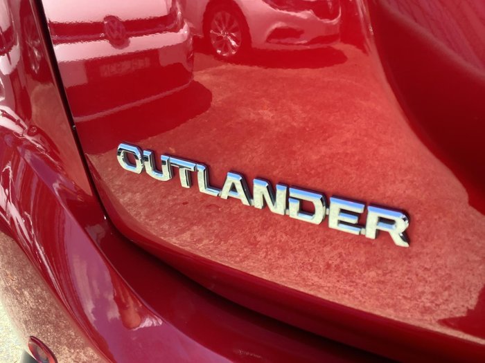 2020 Mitsubishi Outlander ES