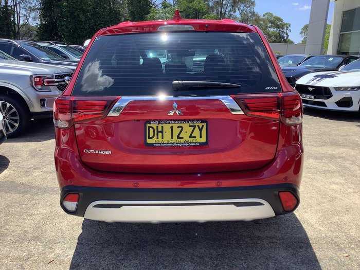 2020 Mitsubishi Outlander ES