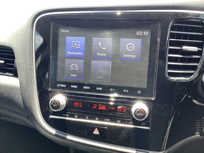 2020 Mitsubishi Outlander ES