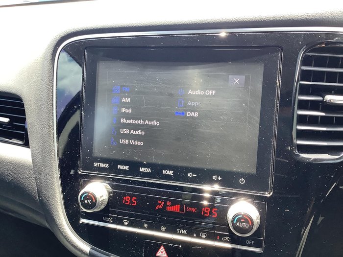 2020 Mitsubishi Outlander ES