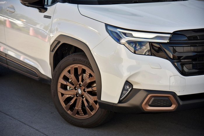 2025 Subaru Forester Hybrid Sport S6 MY26 AWD Crystal White