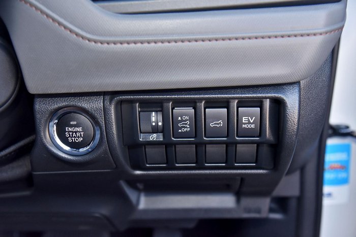 2025 Subaru Forester Hybrid Sport S6 MY26 AWD Crystal White