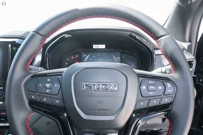 2025 Isuzu D-MAX X-TERRAIN