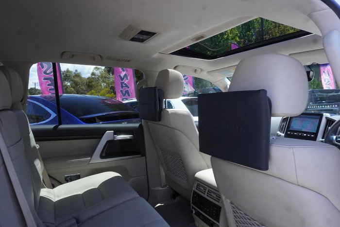 2020 Toyota Landcruiser Sahara