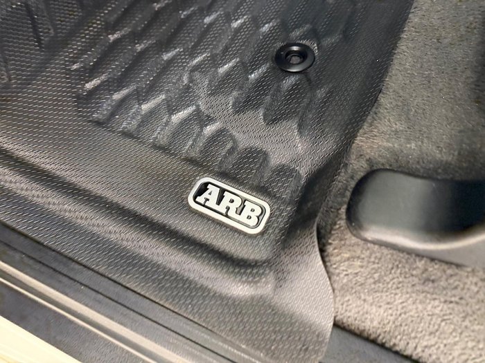 2020 Toyota Landcruiser GXL VDJ200R 4X4 Dual Range Crystal Pearl