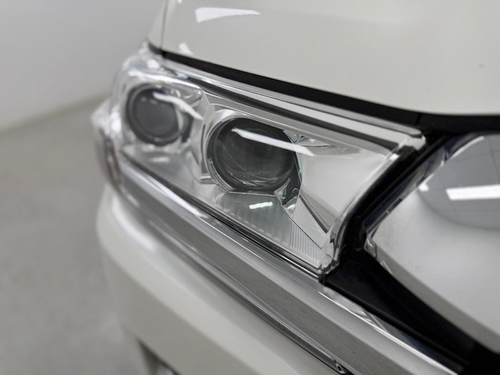 2020 Toyota Landcruiser GXL VDJ200R 4X4 Dual Range Crystal Pearl