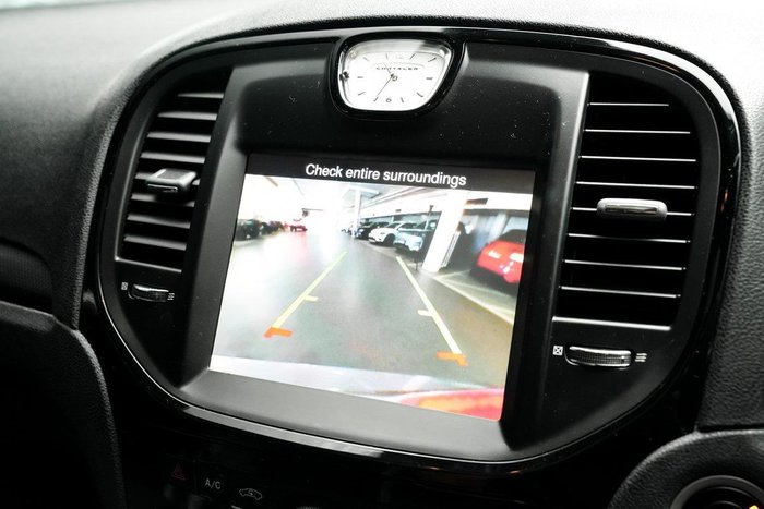 2015 Chrysler 300 SRT-8 Core Satin Vapour