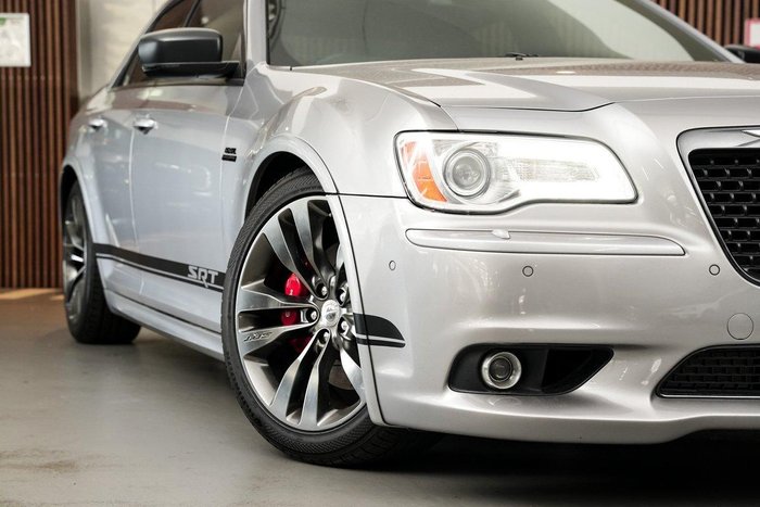 2015 Chrysler 300 SRT-8 Core Satin Vapour