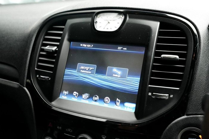 2015 Chrysler 300 SRT-8 Core Satin Vapour