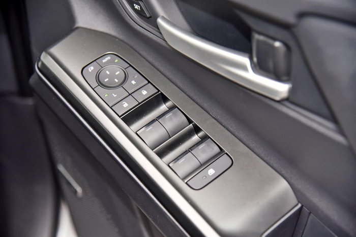 2025 Subaru Solterra AWD Touring