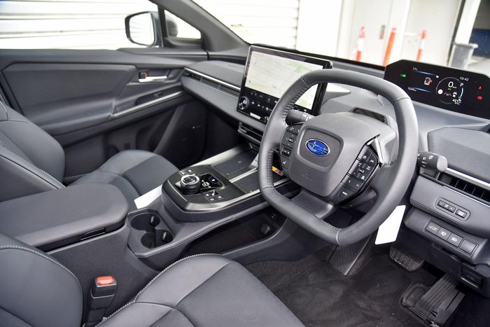 2025 Subaru Solterra AWD Touring