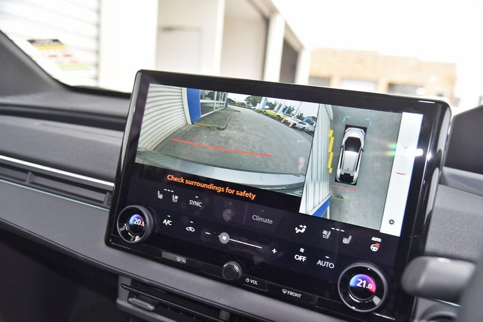 2025 Subaru Solterra AWD Touring