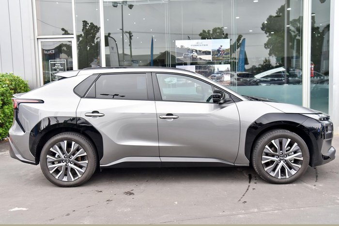 2025 Subaru Solterra AWD Touring