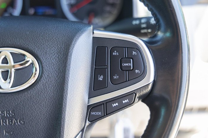 2019 Toyota Hiace GDH300R French Vanilla