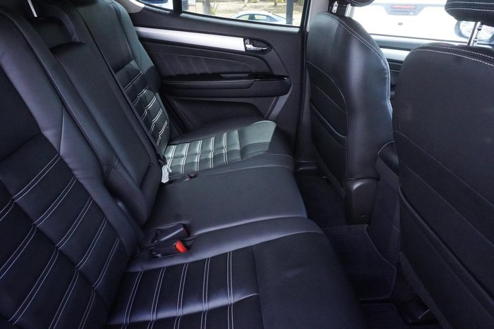 2019 Isuzu MU-X LS-T