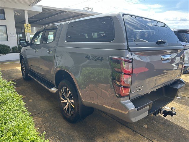 2025 ISUZU D-MAX LS-U+