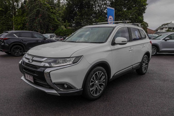 2016 MITSUBISHI OUTLANDER LS (4x4)