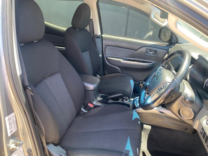 2018 Mitsubishi Triton Blackline