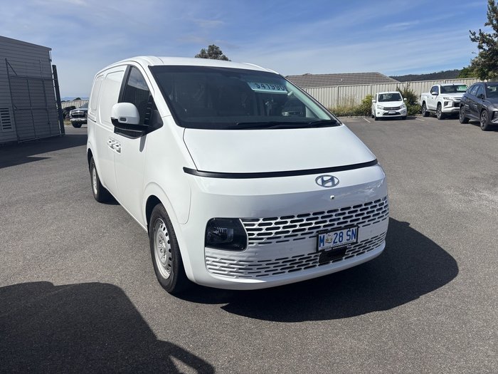 2024 Hyundai Staria-Load
