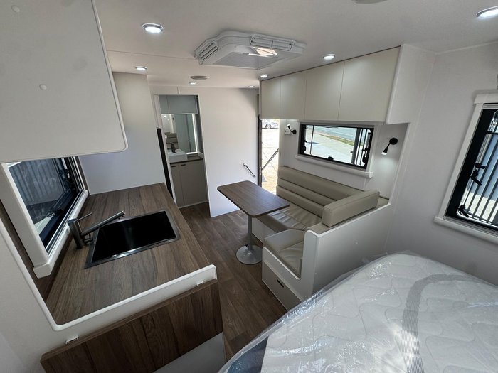 2025 ROADHOUSE CARAVANS 17FT OFF ROAD