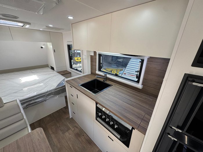 2025 ROADHOUSE CARAVANS 17FT OFF ROAD