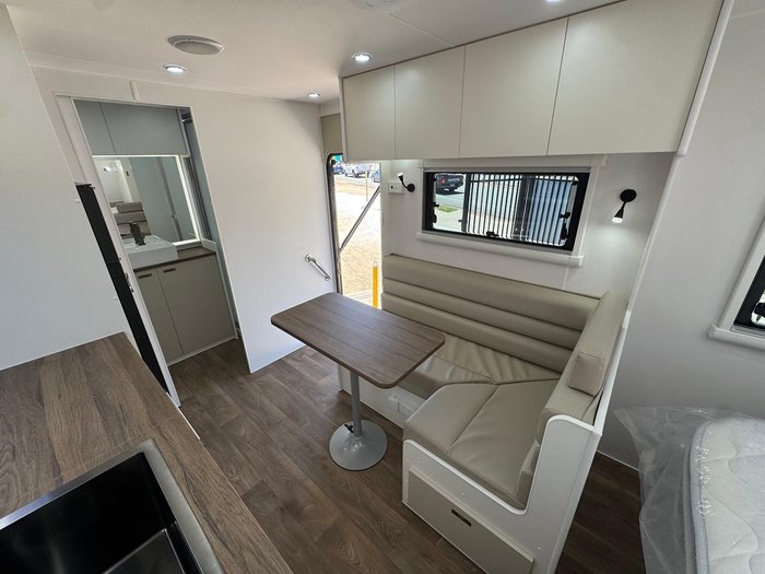 2025 ROADHOUSE CARAVANS 17FT OFF ROAD