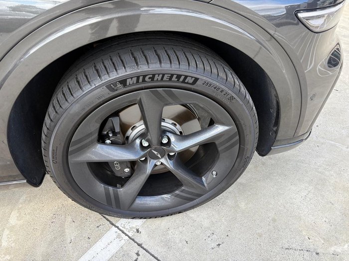 2025 Genesis GV70 2.5T SIGNATURE SPORT