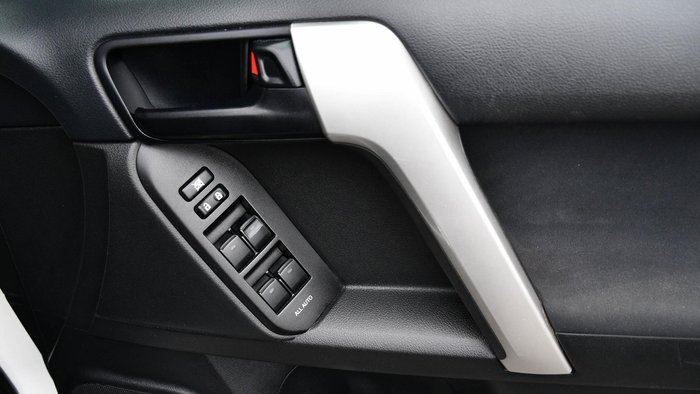 2023 Toyota Landcruiser Prado GX