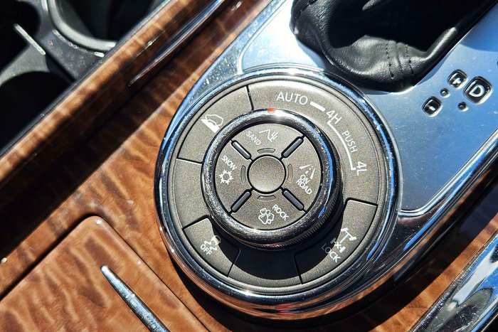 2022 Nissan Patrol Ti