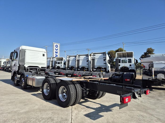 2025 Iveco S-Way AS270S55Z/FP