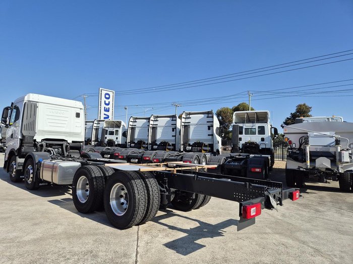 2025 Iveco S-Way AS270S55Z/FP