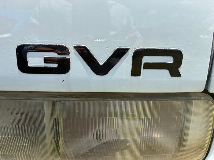 2002 Isuzu Gvr