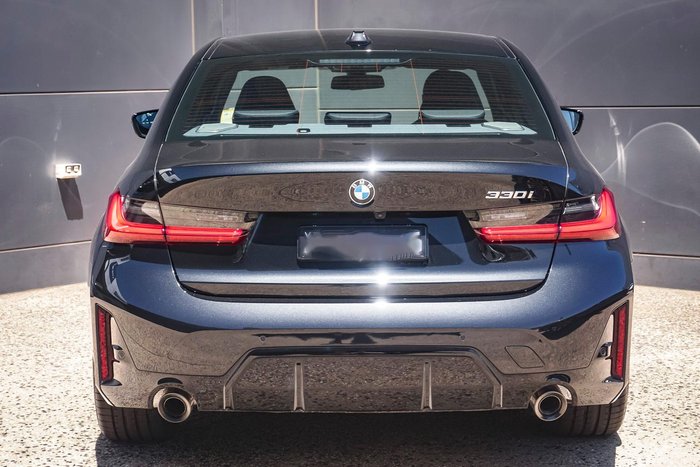 2025 BMW 3 Series 330i M Sport