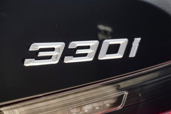 2025 BMW 3 Series 330i M Sport