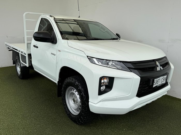 2019 Mitsubishi Triton GLX