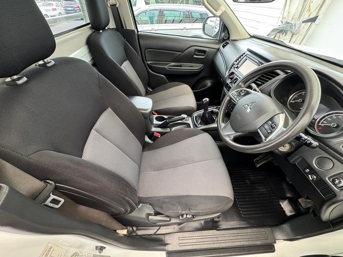 2019 Mitsubishi Triton GLX