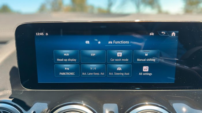 2024 Mercedes-Benz GLA-Class GLA200