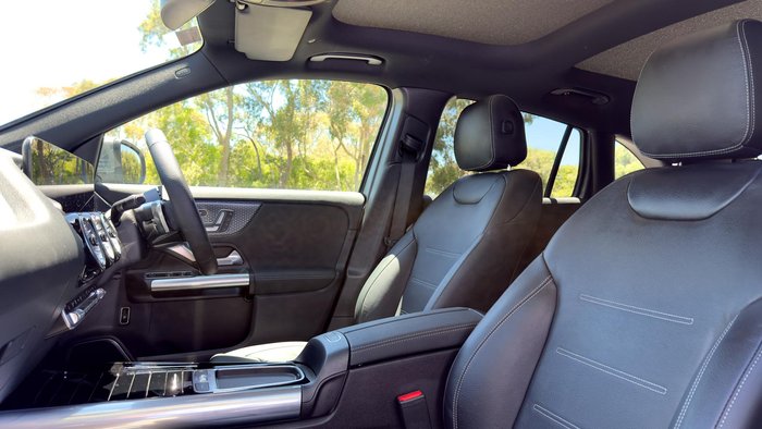 2024 Mercedes-Benz GLA-Class GLA200