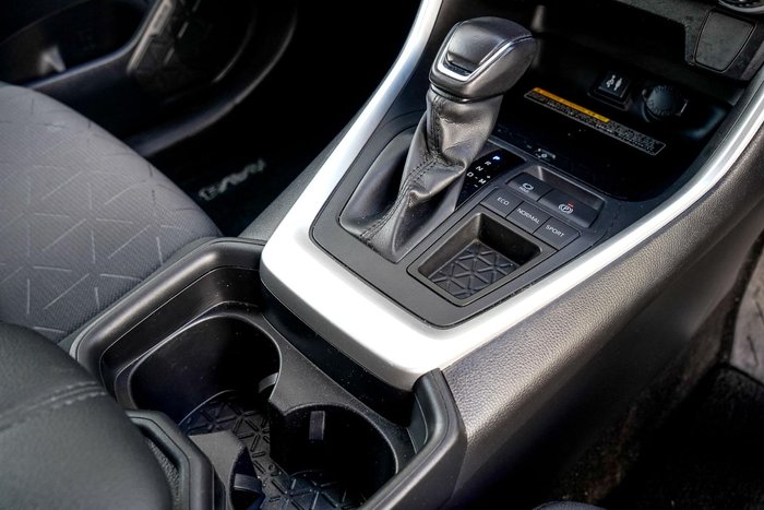 2019 Toyota RAV4 GXL MXAA52R Glacier White